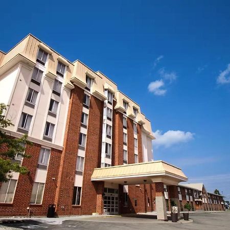 Waterloo Suites Hotel, Trademark Collection By Wyndham Exterior photo